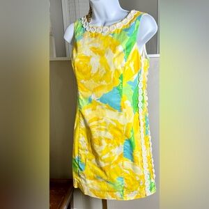 Lilly Pulitzer Size 2 Shift Dress Mila - yellow floral print with white lace ☀️